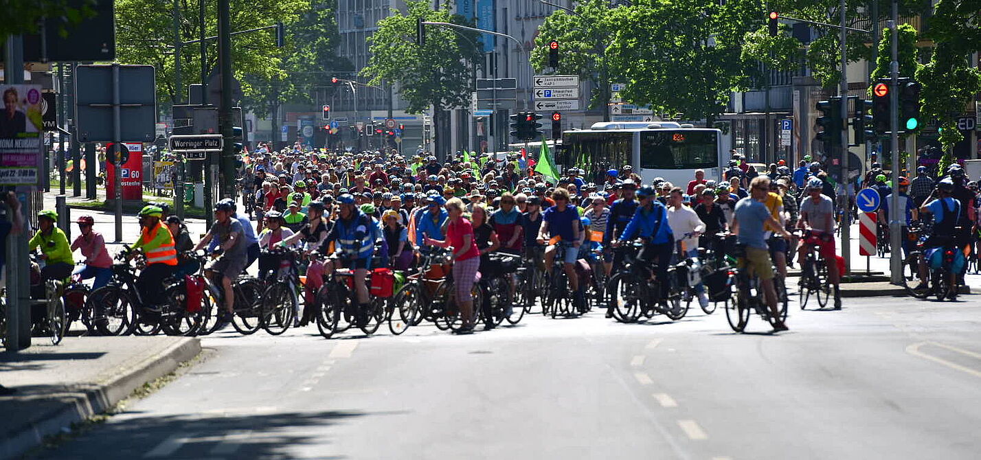 Fahrraddemo in Landeshauptstadt Düsseldorf am 8. Mai 2022 