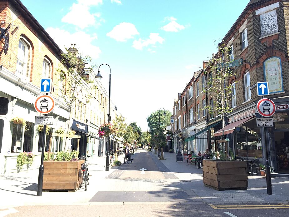 Mini Hollands in London Mini Hollands in London